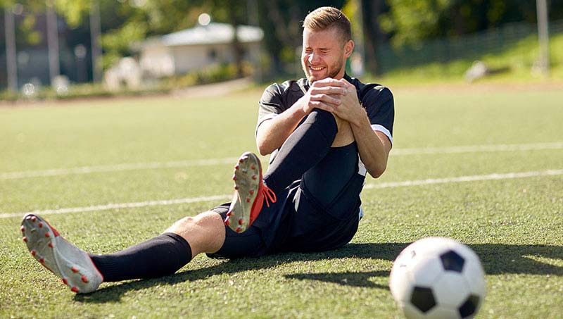 Chiropractic Care in Glendale AZ for a Soccer player suffering with sports injury